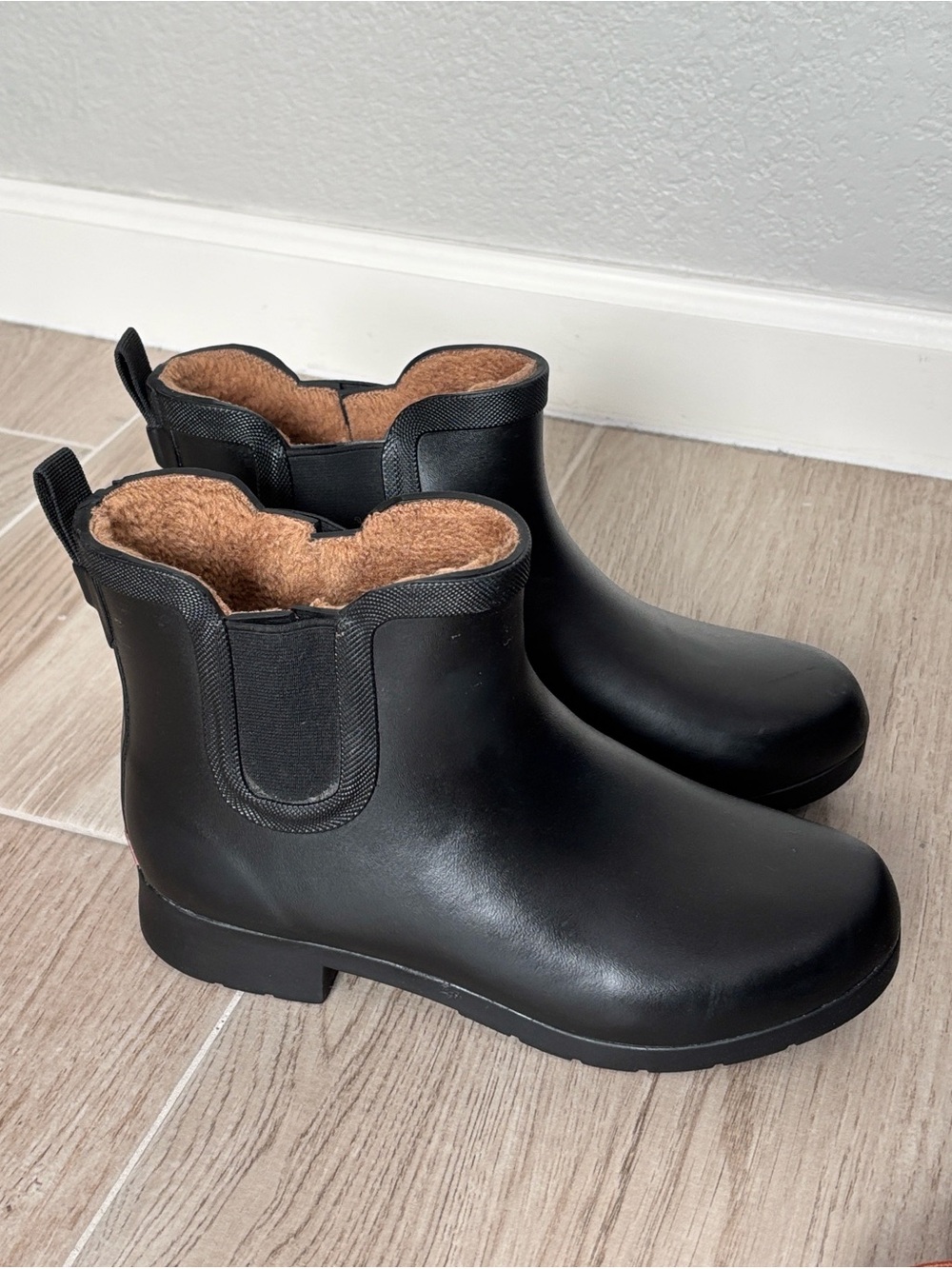 Chooka Premium Rainwear Delridge Chelsea Black Rain Boots Women’s Size 8